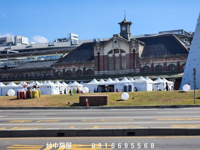 火車站套房,台灣大道套房,建國市場,一中商圈,台中公園,中國醫藥大學,五權路,三民路,台灣大道,-台中房屋-0918695568,歡迎來電看屋,台中套房,房屋,房屋仲介,法拍屋,房屋出租,買屋,賣屋,等服務  物件照片12