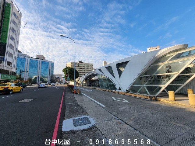 光復路套房,入戶籍可租屋補助,全新家電,三民路忠孝國小,居仁國中,,科博館,台灣大道,-台中房屋-0918695568,歡迎來電看屋,台中套房,房屋,房屋仲介,法拍屋,房屋出租,買屋,賣屋,等服務  物件照片12