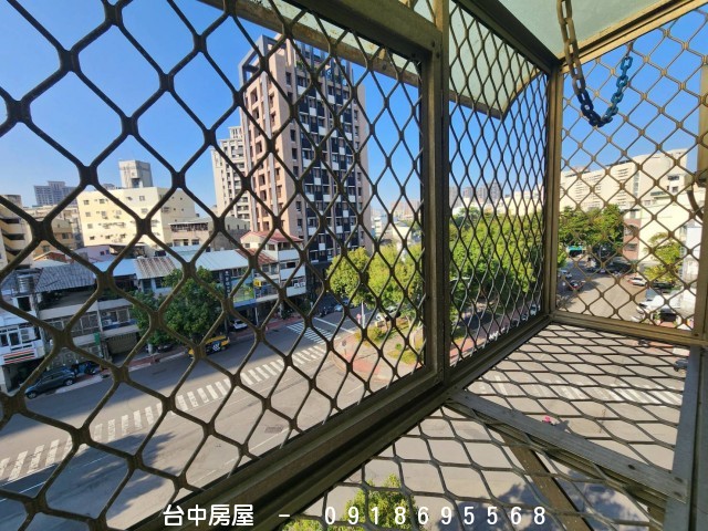 科博館套房,中清路,五權路,台灣大道,西屯路,英才路,民權路,健行路,-台中房屋-0918695568,歡迎來電看屋,台中套房,房屋,房屋仲介,法拍屋,房屋出租,買屋,賣屋,等服務  物件照片10