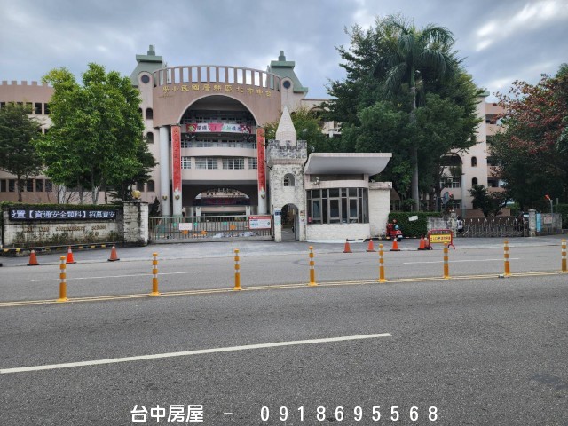 北區一樓店面,文心路,中清路,文心捷運站,漢口路,天津路,北平路,文心路四段,青島路,中清交流道,-台中房屋-0918695568,歡迎來電看屋,台中套房,房屋,房屋仲介,法拍屋,房屋出租,買屋,賣屋,等服務  物件照片12