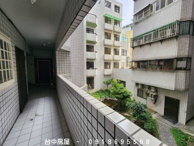 中醫大二房,中國醫藥大學,學士路,北屯路,一中商圈,學士路,健行路,三民路,中友百貨,-台中房屋-0918695568,歡迎來電看屋,台中套房,房屋,房屋仲介,法拍屋,房屋出租,買屋,賣屋,等服務  物件照片12